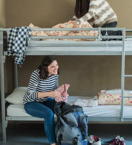 Habitació Quàdruple Estàndard, Jacques Brel Youth Hostel