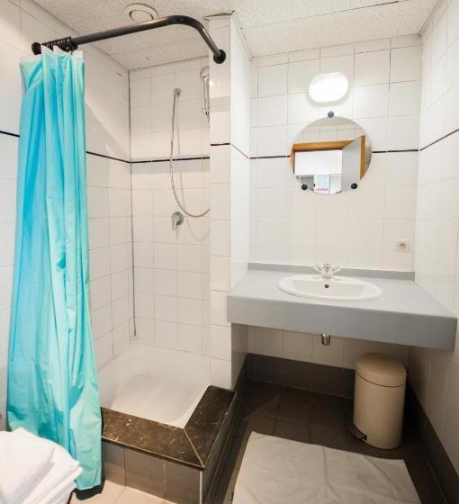 Family Room, Jacques Brel Youth Hostel