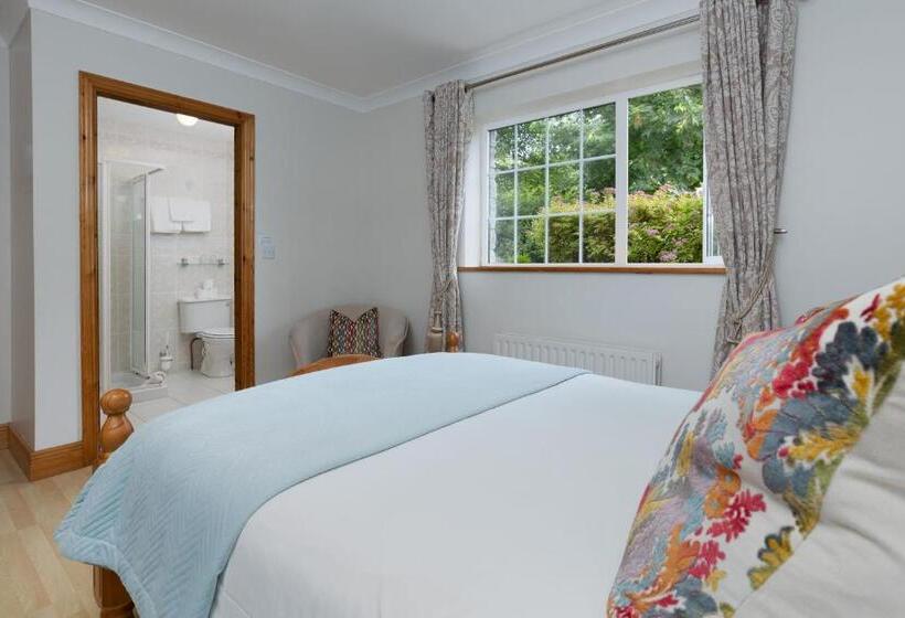 标准间, Michaeleen's Manor B&b