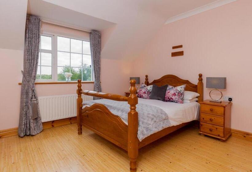 标准间, Michaeleen's Manor B&b