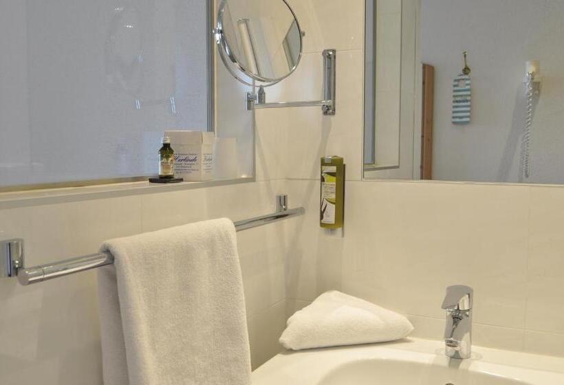 Номер Стандарт Индивидуальный, Seehotel Herlinde