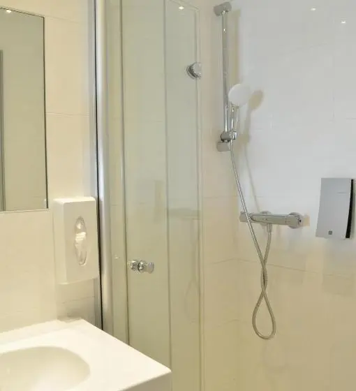 Standard Yhden Hengen Huone, Seehotel Herlinde