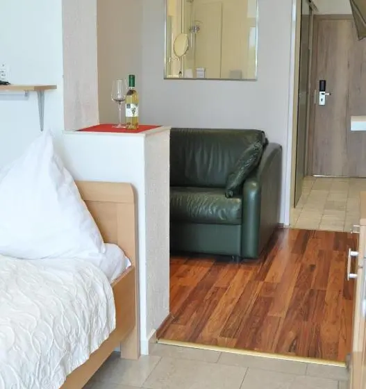 Standard Yhden Hengen Huone, Seehotel Herlinde