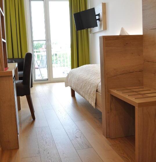 Номер Стандарт Индивидуальный с Балконом, Seehotel Herlinde