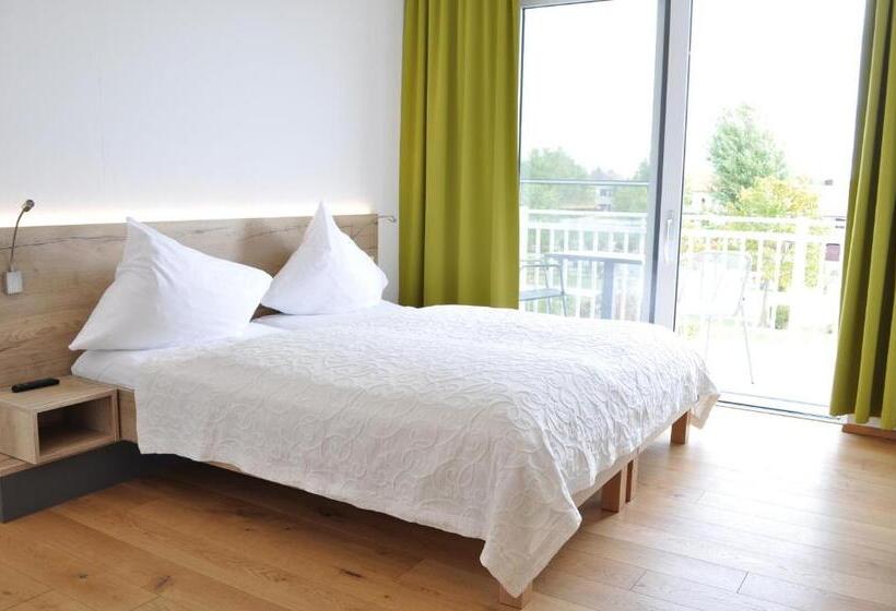 Полулюкс, Seehotel Herlinde