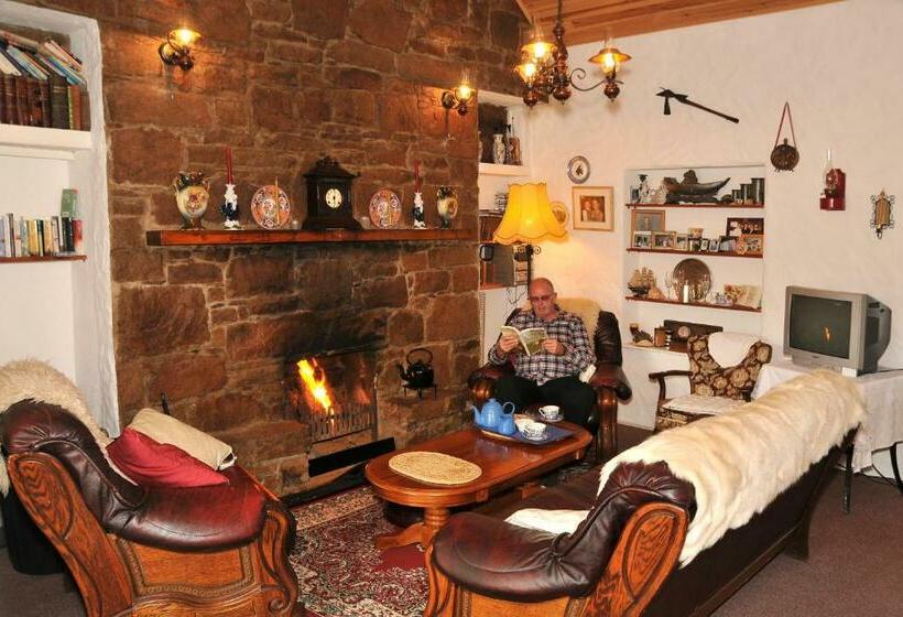 Номер Стандарт Трехместный, The Olde Castle B&b