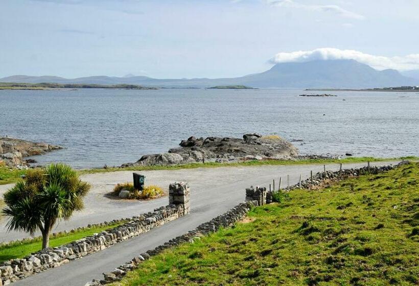 חדר סטנדרט לשלושה, The Olde Castle B&b