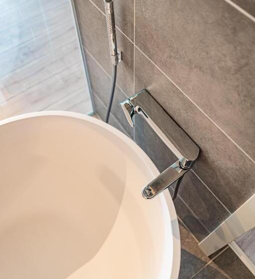 キングサイズベッドのスーペリアルーム, Abalona Hotel & Apartments