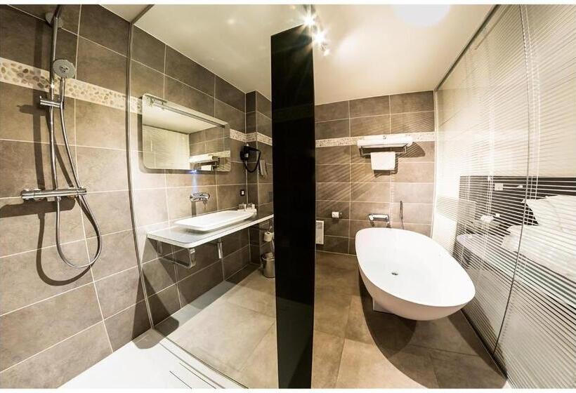 キングサイズベッドのデラックスルーム, Abalona Hotel & Apartments