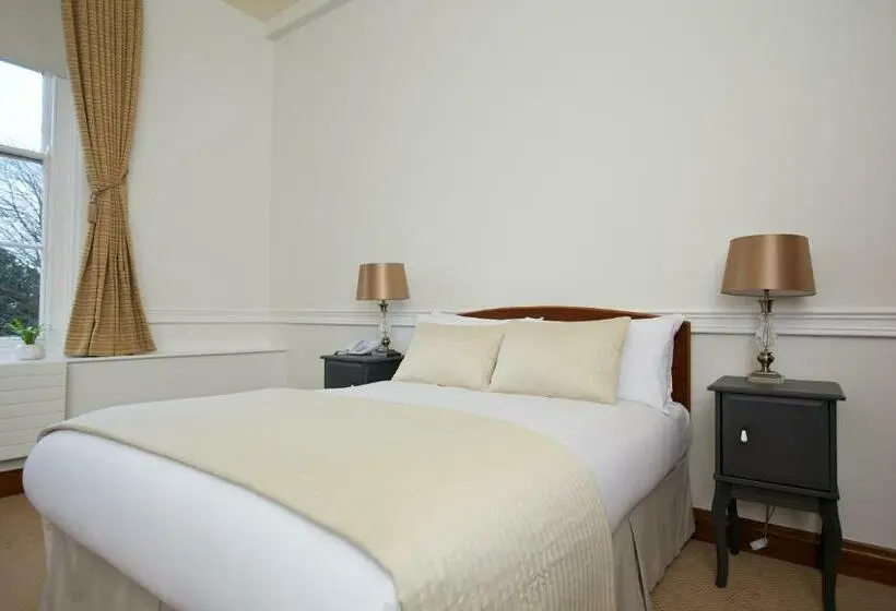 Quarto Individual Clássico, Maynooth Campus Accommodation