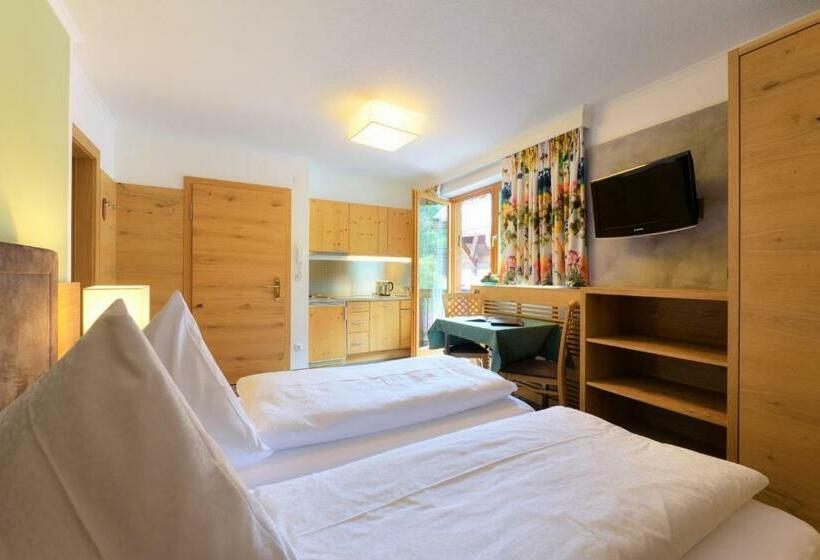 סוויטת ג'וניור, Aparthotel Acksteiner