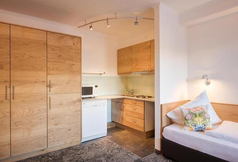 סוויטה, Aparthotel Acksteiner