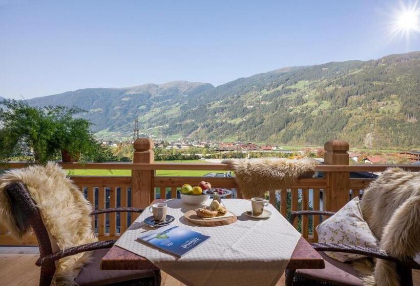 Полулюкс с Балконом, Aparthotel Gallahaus