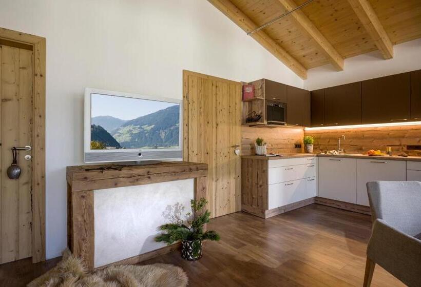 Полулюкс с Балконом, Aparthotel Gallahaus