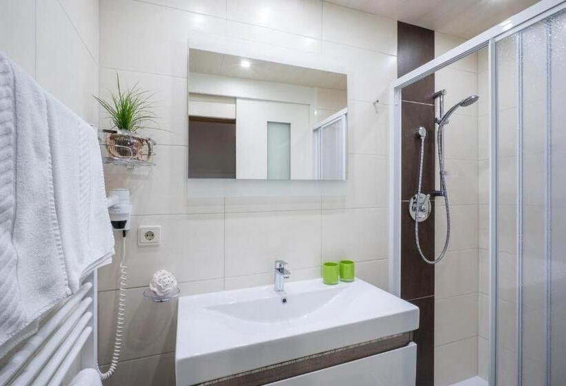 Апартаменты 3 Спальни, Aparthotel Gallahaus