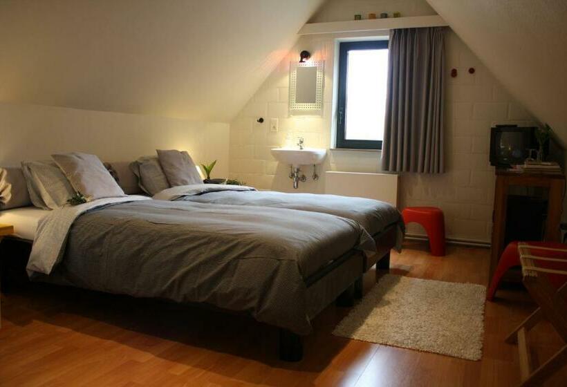 חדר סטנדרט, B&b De Kastanjeboom