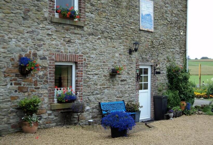 スタンダードトリプルルーム, B&b La Niouche