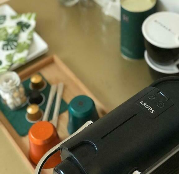 غرفة قياسية, B&b Yellow Submarine