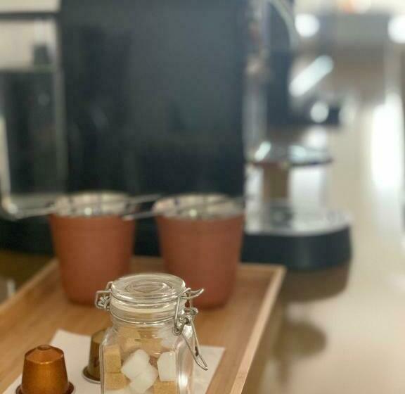 غرفة قياسية, B&b Yellow Submarine