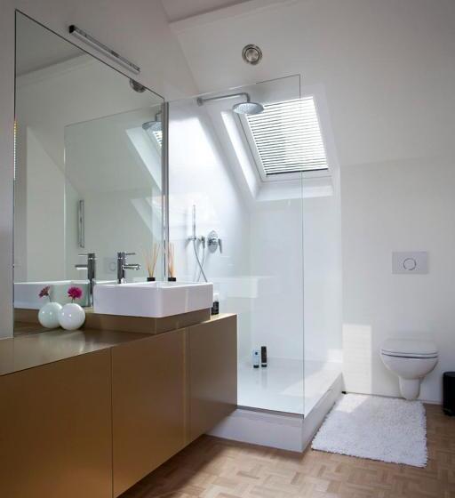 اتاق استاندارد, B&b Yellow Submarine