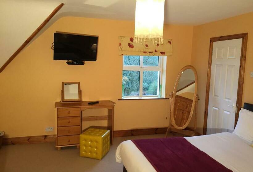 패밀리 룸, 2 Mile Lodge