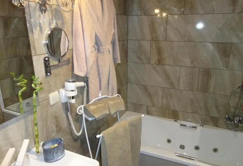 Standard-huone, Art Of Dreams Deluxe 4 Stars