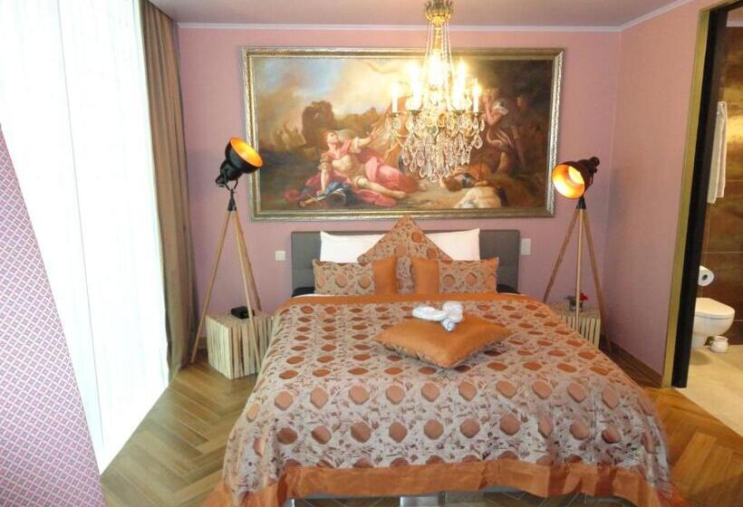 סוויטת ג'וניור, Art Of Dreams Deluxe 4 Stars