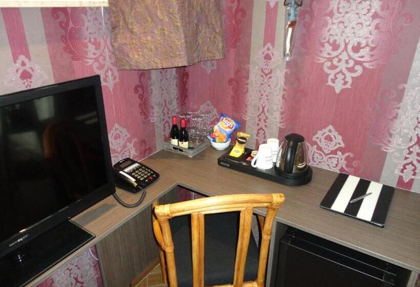 סוויטה, Art Of Dreams Deluxe 4 Stars