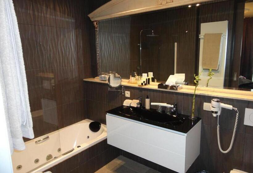 סוויטה, Art Of Dreams Deluxe 4 Stars