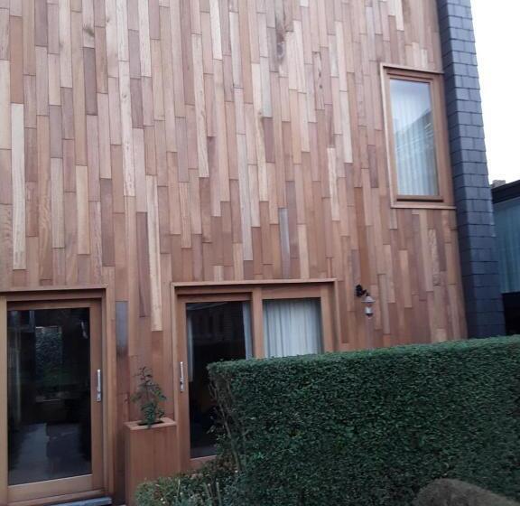 חדר משפחתי, Art Of Dreams Deluxe 4 Stars