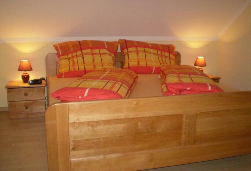 غرفة قياسية مزوَّدة بشُرفة, Gästezimmer Rieder