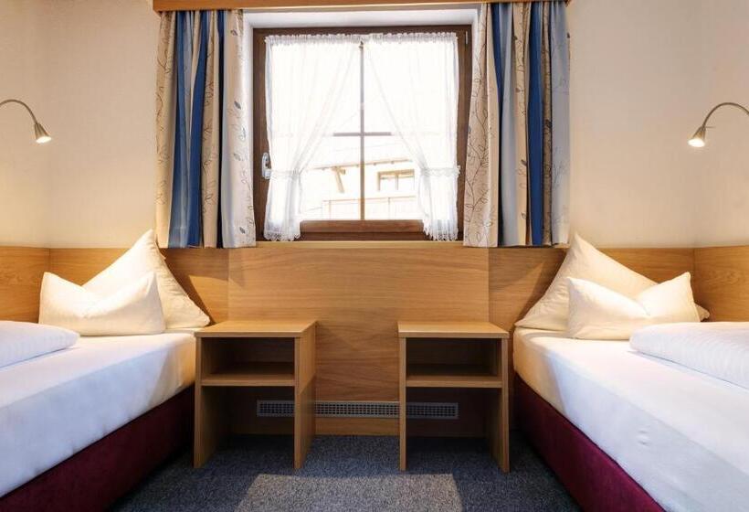 شقة غرفتين, Landhaus Strolz