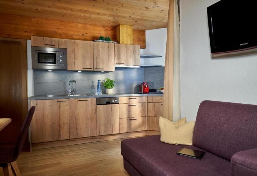 شقة غرفة واحدة, Landhaus Strolz