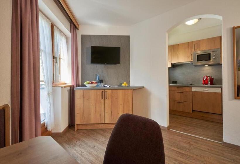 شقة غرفتين, Landhaus Strolz