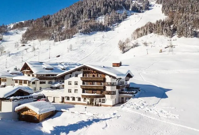 اتاق استاندارد سه نفره, Landhaus Strolz