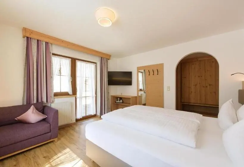 اتاق استاندارد با بالکن, Landhaus Strolz