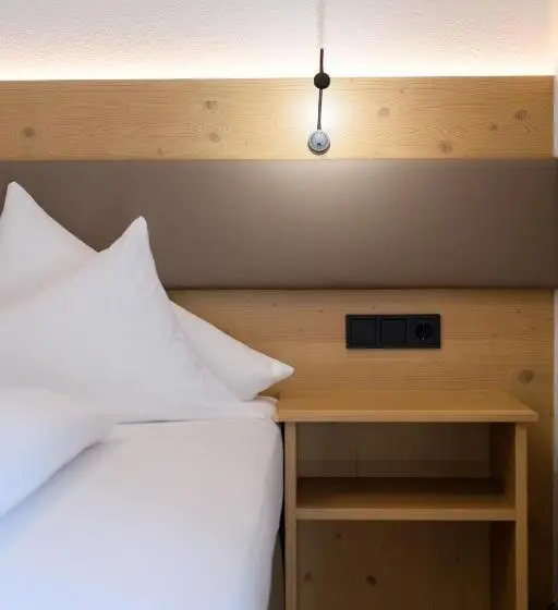 اتاق استاندارد با بالکن, Landhaus Strolz