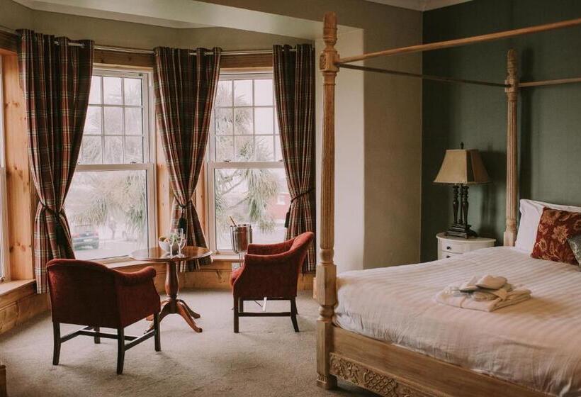 غرفة ديلوكس مطلّة علي البحر, Royal Valentia