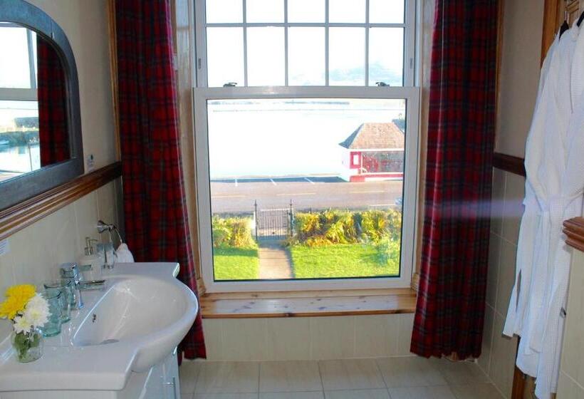 غرفة ديلوكس مطلّة علي البحر, Royal Valentia