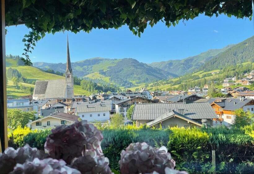 سوییت با چشمانداز کوه, Villa Oxa Boutique Design