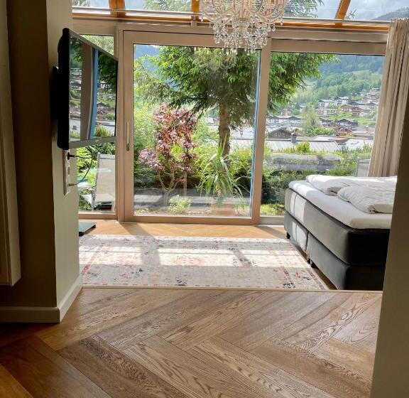 سوییت با چشمانداز کوه, Villa Oxa Boutique Design