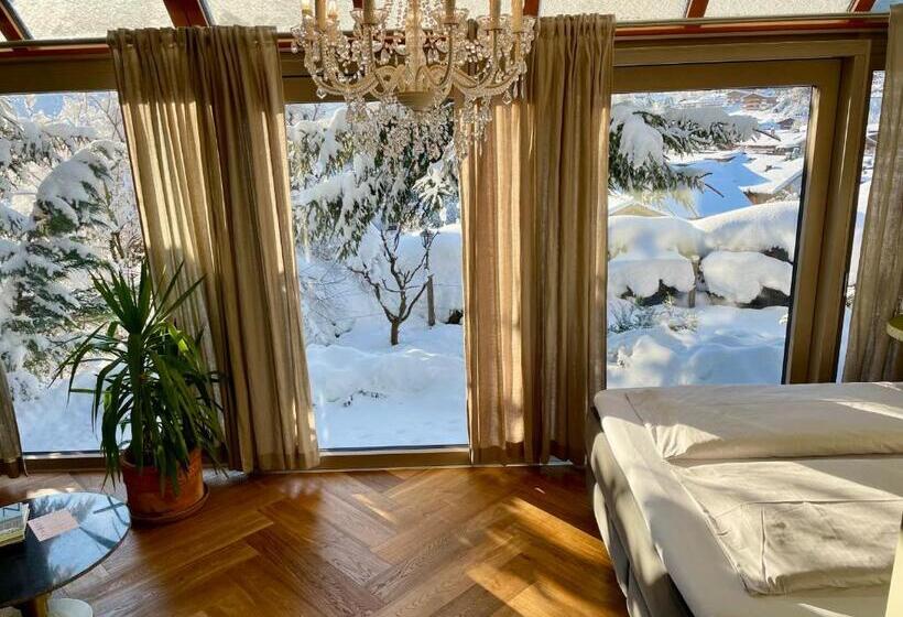 سوییت با چشمانداز کوه, Villa Oxa Boutique Design