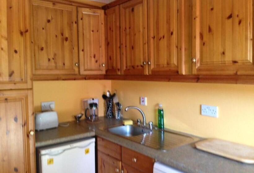 سوییت خانوادگی, Evergreen Bed & Breakfast