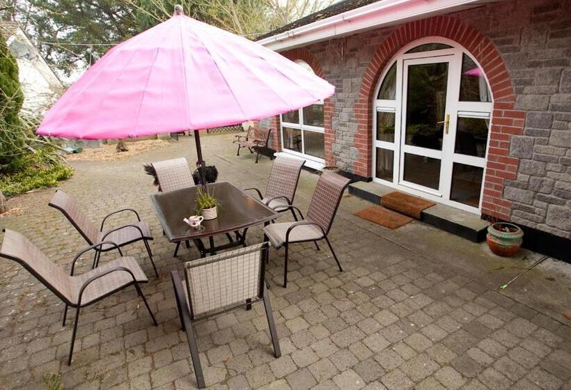سوییت خانوادگی, Evergreen Bed & Breakfast