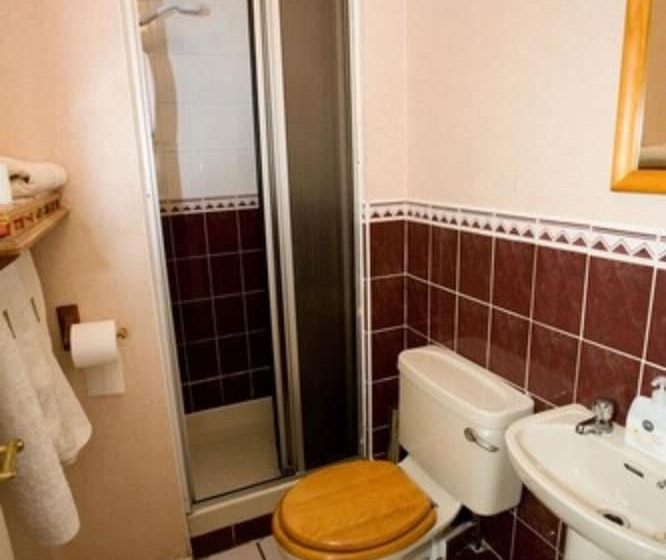 اتاق استاندارد, Evergreen Bed & Breakfast