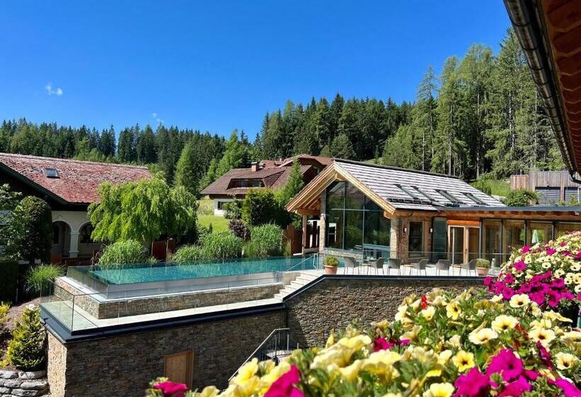 バルコニー付スイート, Annelies