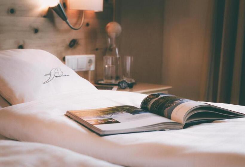 バルコニー付スイート, Annelies