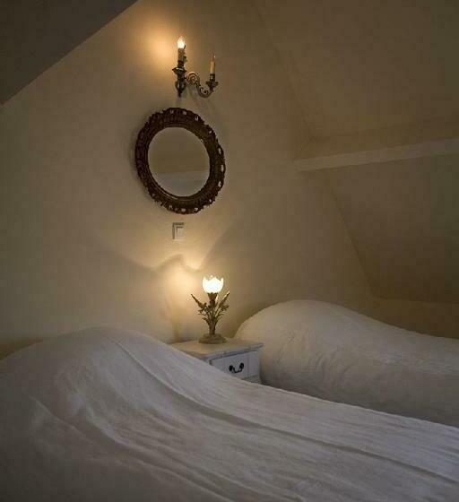 غرفة قياسية, Auberge 's Gravenhof