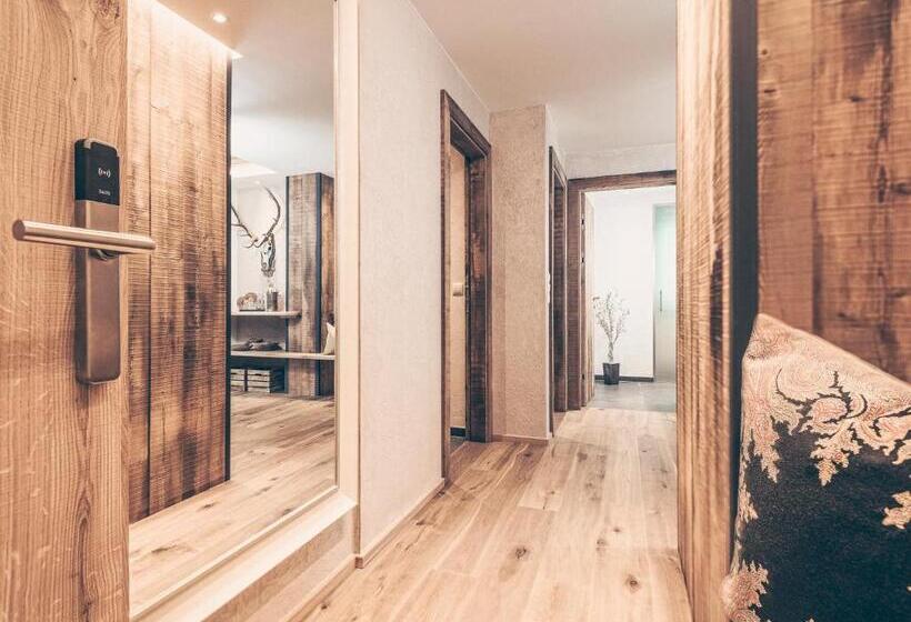 스위트, Bergkristall Zillertal   Adults Only 16 Years Plus