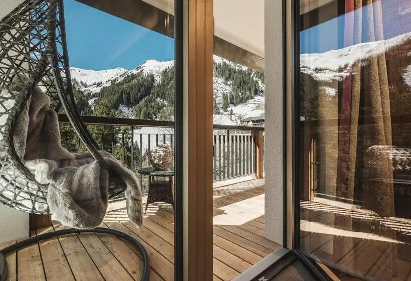 Sviitti, Bergkristall Zillertal   Adults Only 16 Years Plus